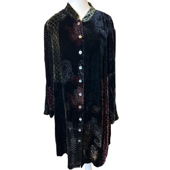 KOOS of Course! | Floral Velvet Silk Blend Tunic Top | 1X - Picture 1 of 14